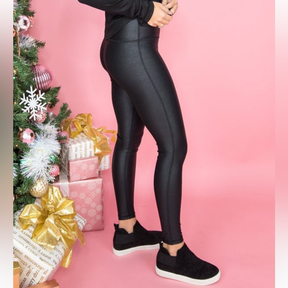 NWT Mono B Faux Leather/Textured Leggings - Spanx Dupe